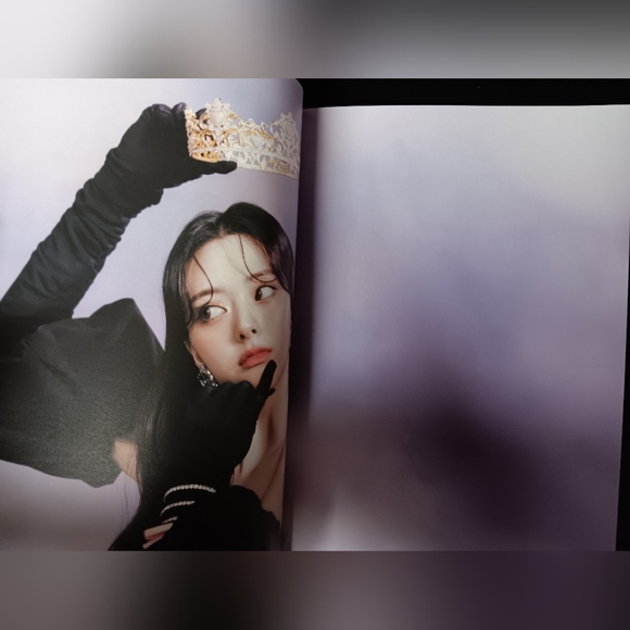 ITZY Checkmate - Mini Album - Picture 8 of 11